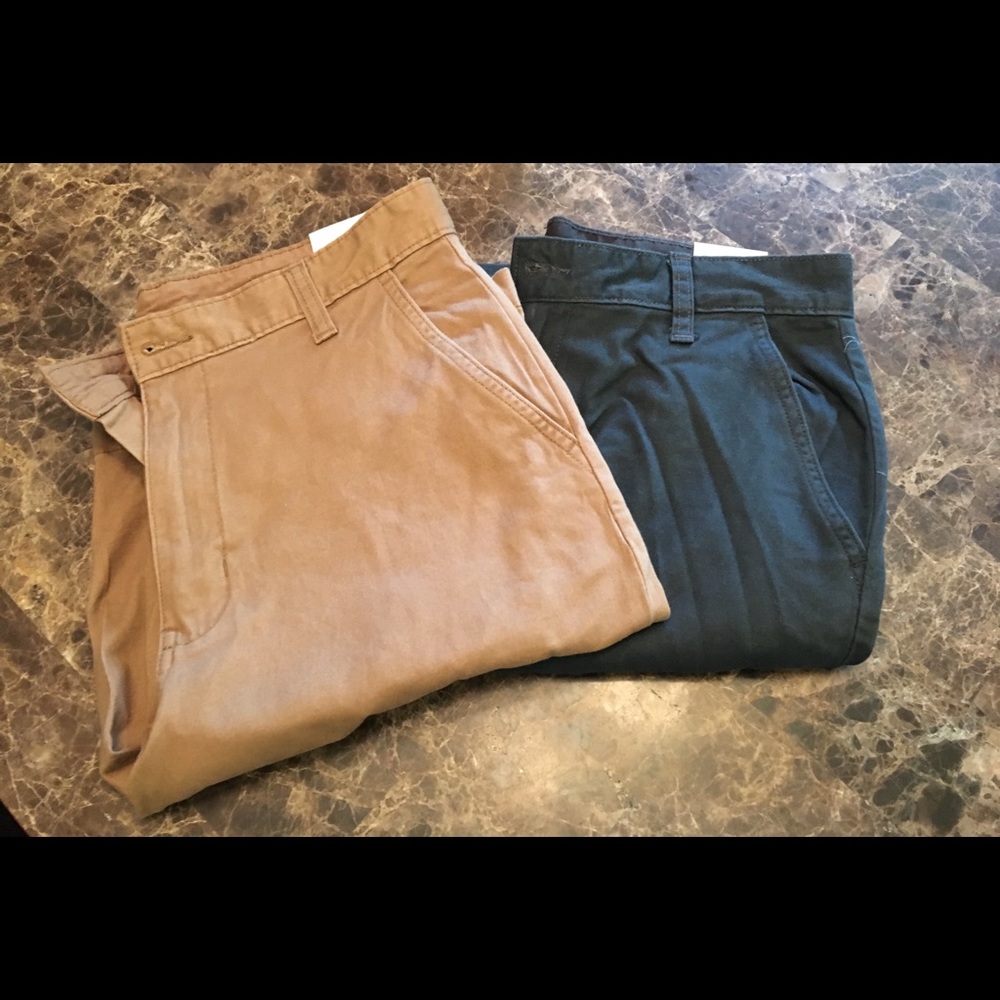Men’s New Flat Front Shorts, Size 30